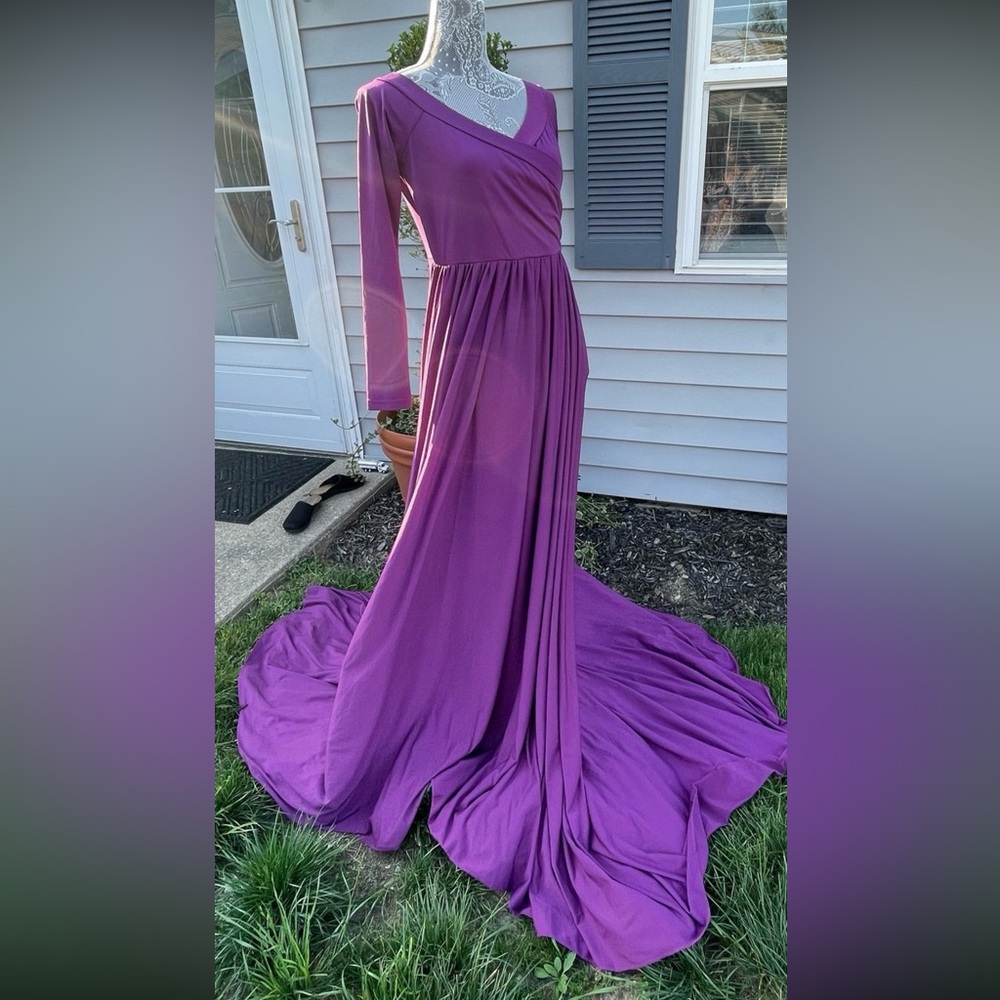 Chic Long Sleeve Purple Gown - Picture 12 of 13